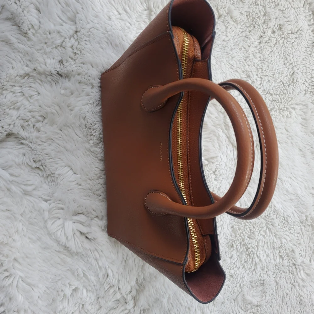 Aallyn‎ Leather Satchel